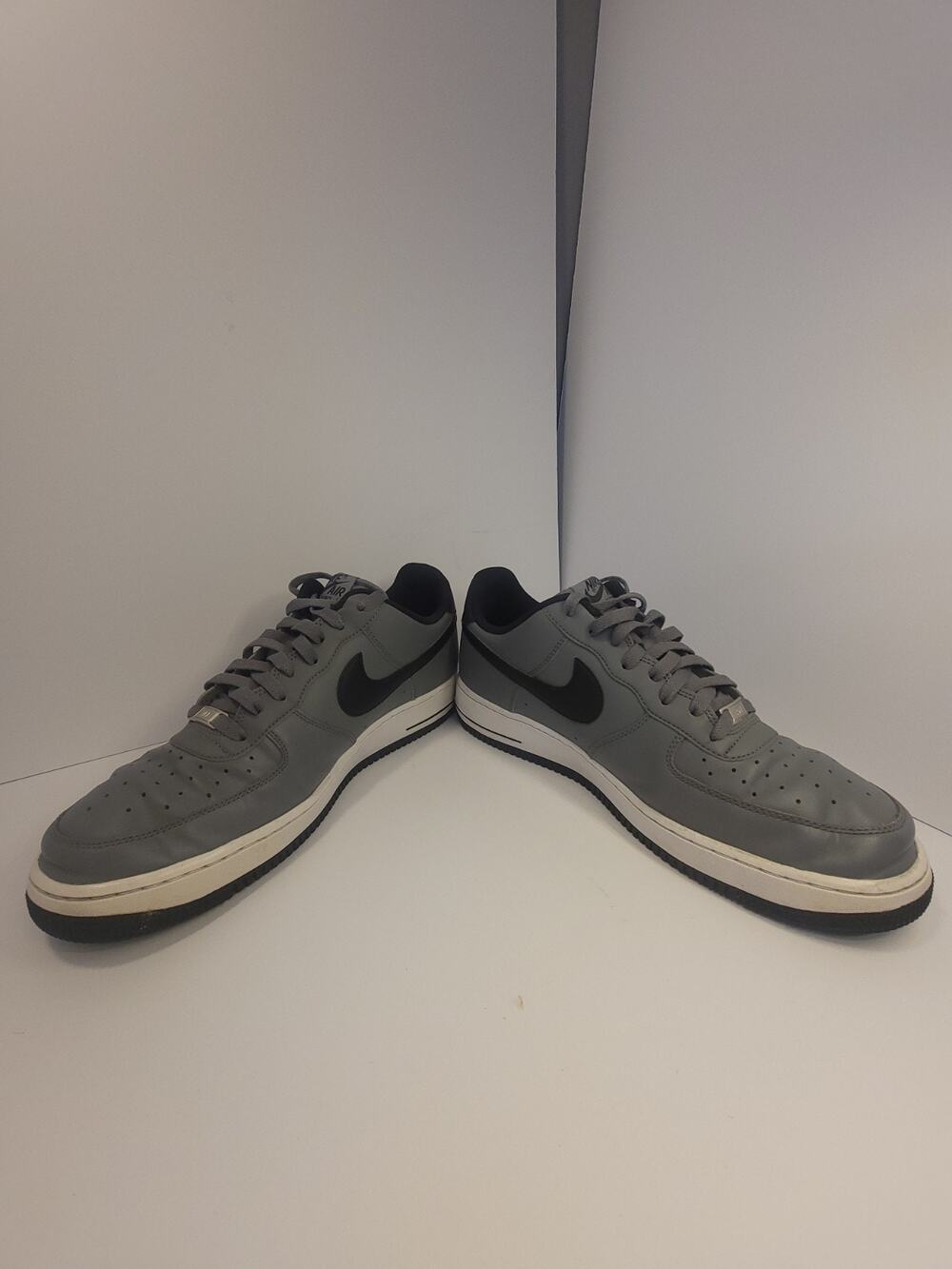 Nike Air Force 1 Low Cool Grey Black White 488298-086 Mens Size 11.5
